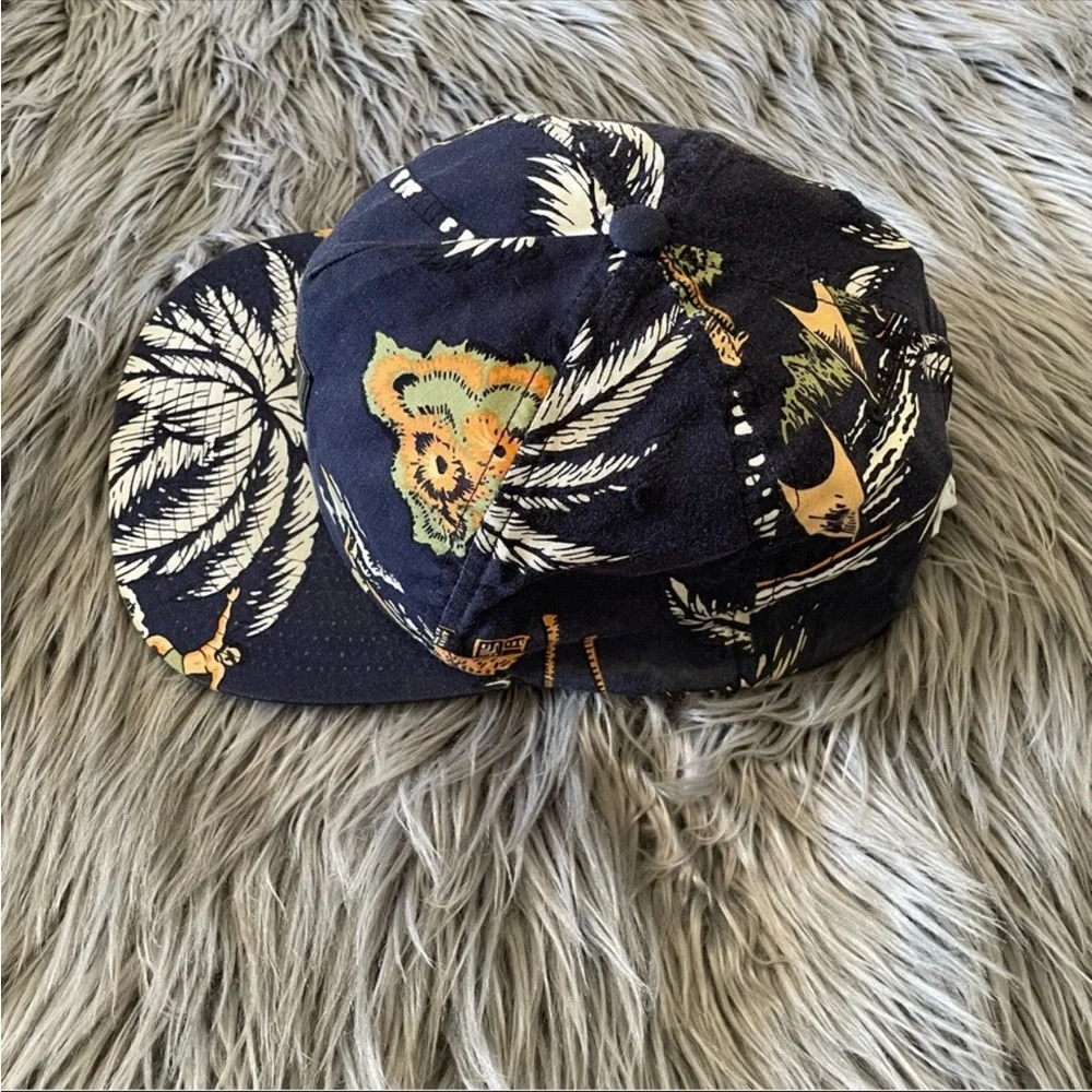 ⭐️ RARE ⭐️ OBEY hawaii beach 5 panel snap hat - Picture 2 of 4